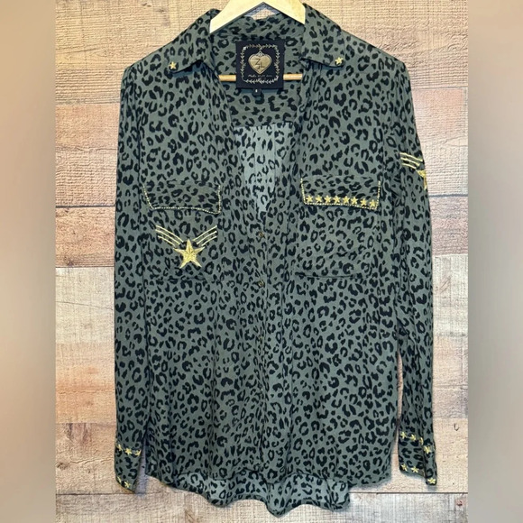 🌻 Z&L Anthropologie Olive Animal Print Gold Embroidered Women's sz Small Blouse - Picture 1 of 14